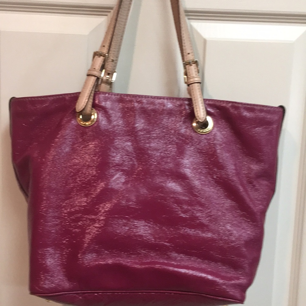 💗MICHAEL KORS Raspberry Pink Patent Tote Bag, plus Card Keychain, Cosmetic Bag